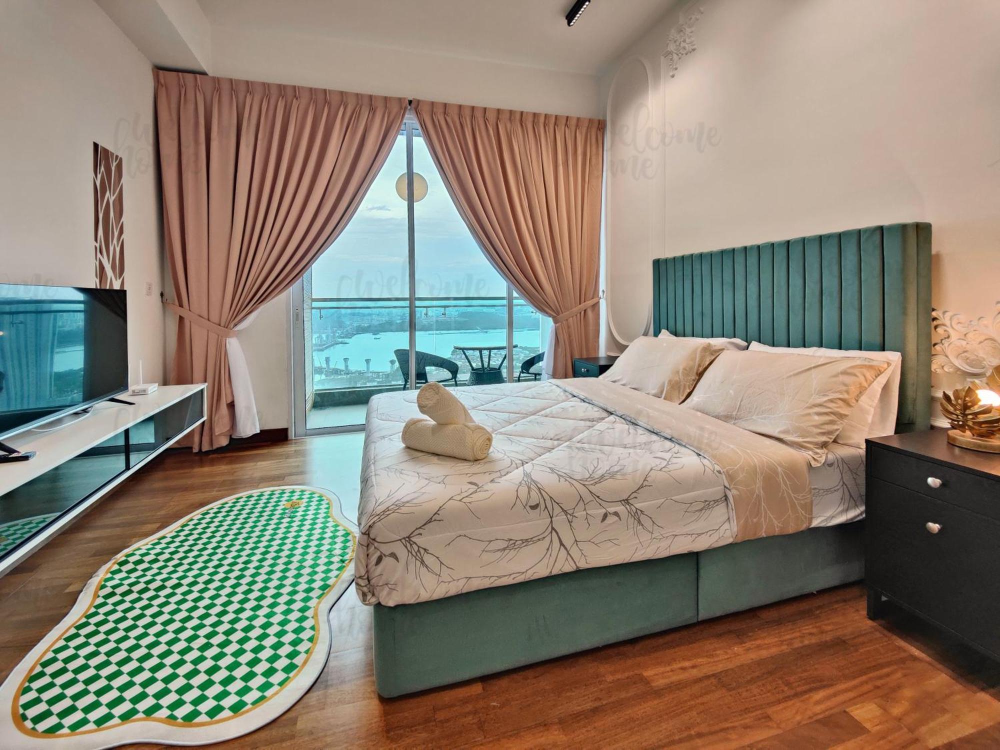 Paragon Suites Ciq Homestay By Welcome Home Johor Bahru Exterior photo