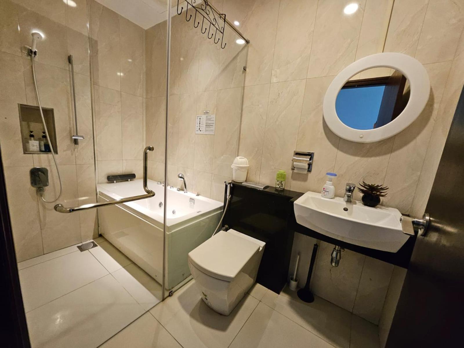 Paragon Suites Ciq Homestay By Welcome Home Johor Bahru Room photo